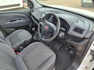/photos/10605/8f2f3acd-d60e-d530-4b18-580a79d70e2a_i320x240.jpg