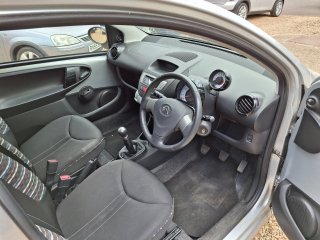 /photos/10605/e91b17f1-a0b8-3c30-72c1-a05b33ad4aff_i320x240.jpg